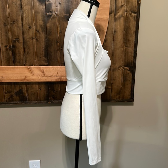 New Halara White Cloudful™ Long Sleeve Cropped Sport Top - Picture 3 of 6
